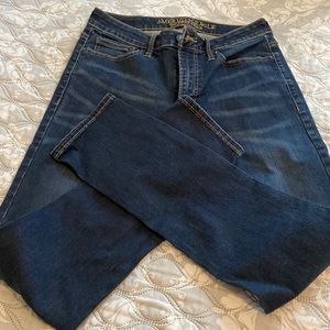 Mens AE jeans 30x32 slim. Extreme flex.